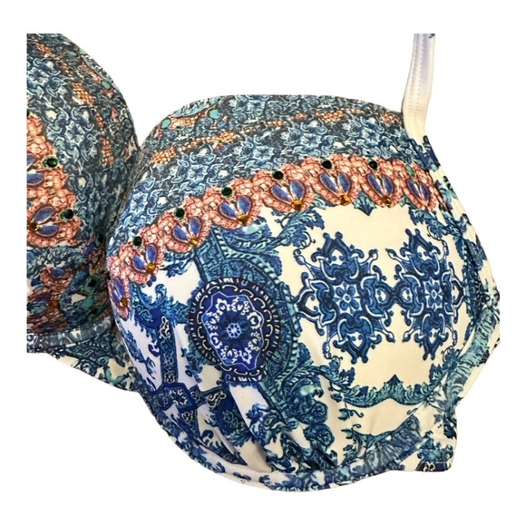 Venus Padded Bikini‎ Top - Picture 2 of 4